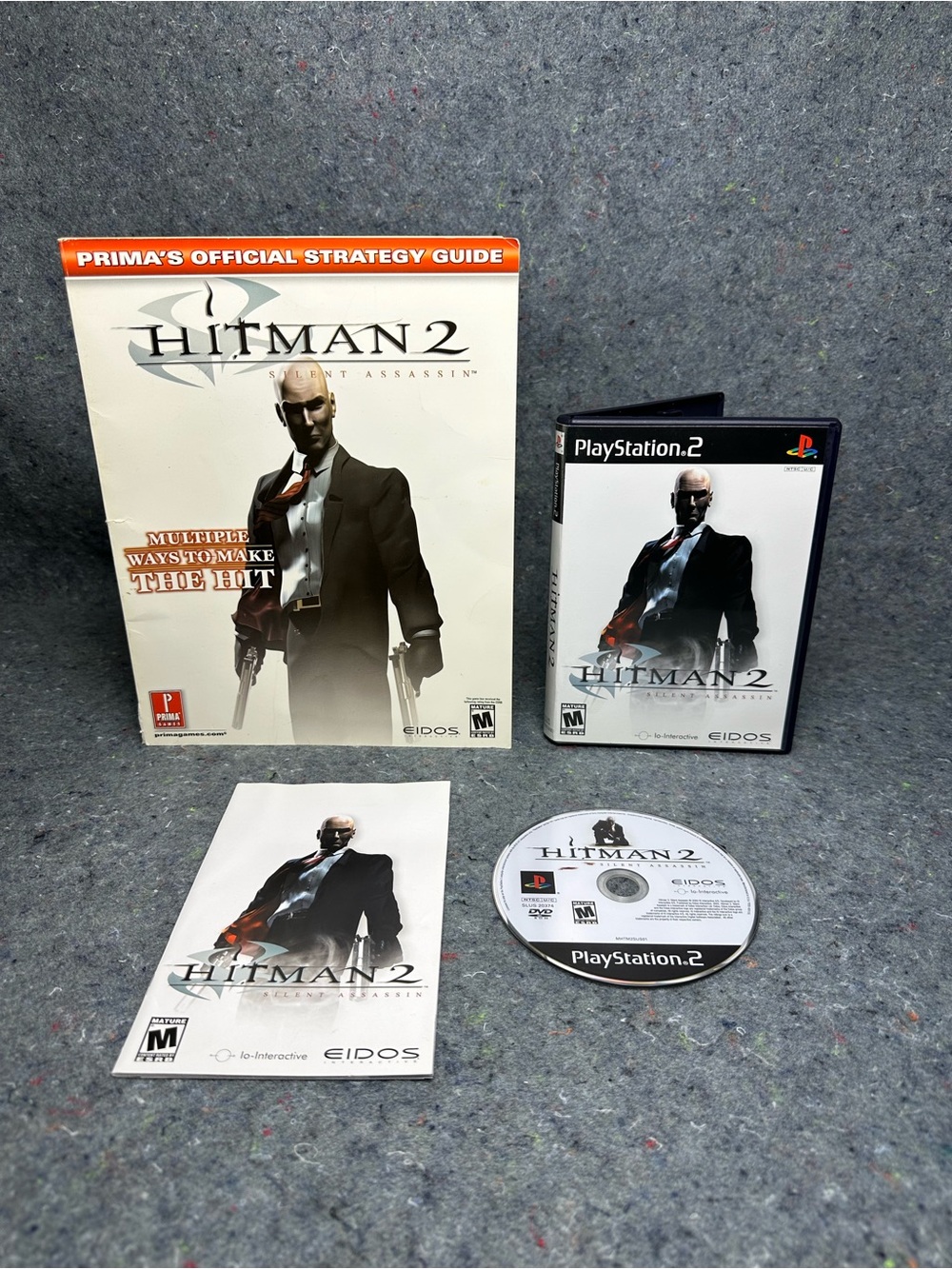 Sony PlayStation 2 Hitman 2 Silent Assassin - White & Black Artwork
